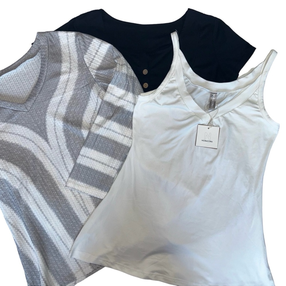 Relaxed Fit Women’s Size Small Tops Bundle all Like New or NWT